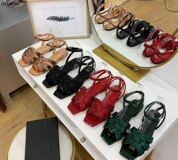 sandals 2023 designer high heeled shoes fashion metal leather sandals with temperament wedding banquet party women shoes 3543 j230522, Black
sandals 2023 designer high heeled shoes fashion metal leather sandals with temperament wedding banquet party women shoes 3543 j230522, Black
