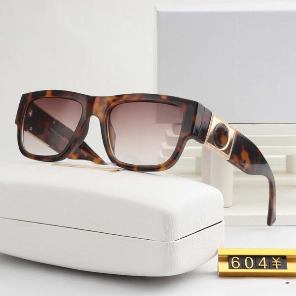 2023 new vercace sunglasses long frame net red same style sunglasses star style, White;black
2023 new vercace sunglasses long frame net red same style sunglasses star style, White;black