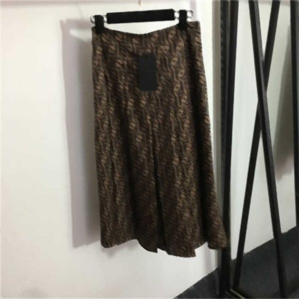 luxury women skirt contrasting color letters print high-waisted slim skirt waist waist head design mid-length fashion designer skirts for wo, Black
luxury women skirt contrasting color letters print high-waisted slim skirt waist waist head design mid-length fashion designer skirts for wo, Black