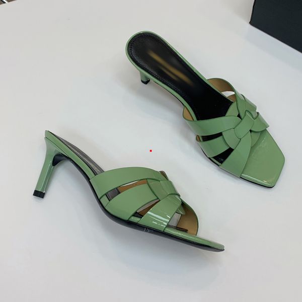 2023 fashion women sandals genuine leather slippers summer flat stylist slides ladies beach sandal party wedding slipper with box -k0023, Black
2023 fashion women sandals genuine leather slippers summer flat stylist slides ladies beach sandal party wedding slipper with box -k0023, Black