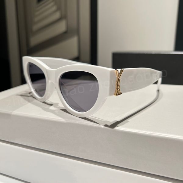 luxury sunglasses for women designer square goggle beach black round womens sun glasses retro butterfly shape luxury design uv400 with box 8, White;black
luxury sunglasses for women designer square goggle beach black round womens sun glasses retro butterfly shape luxury design uv400 with box 8, White;black