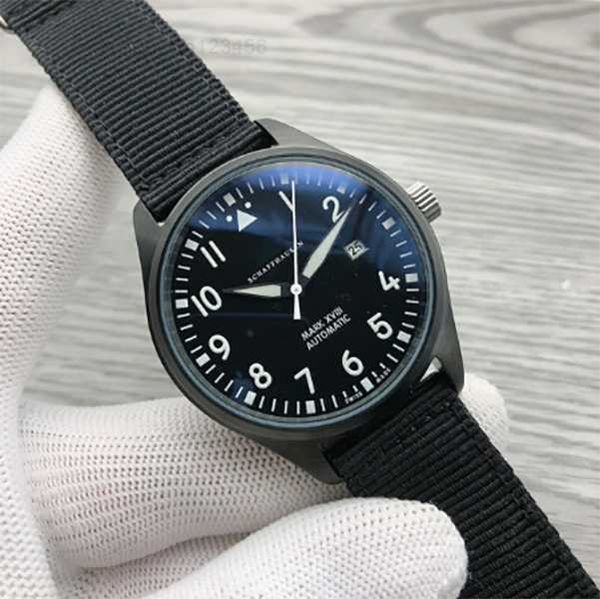 2021 luxury news men's watches automatic mechanical stainless steel black leather simple 41mm pilots watch mark xviii outdoor iw327012, Slivery;black
2021 luxury news men's watches automatic mechanical stainless steel black leather simple 41mm pilots watch mark xviii outdoor iw327012, Slivery;black