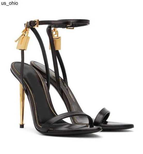 sandals luxury tomxford sandals metal padlock narrow word band highheeled sandal 105cm women's leather highheeled shoes original box tr, Black
sandals luxury tomxford sandals metal padlock narrow word band highheeled sandal 105cm women's leather highheeled shoes original box tr, Black