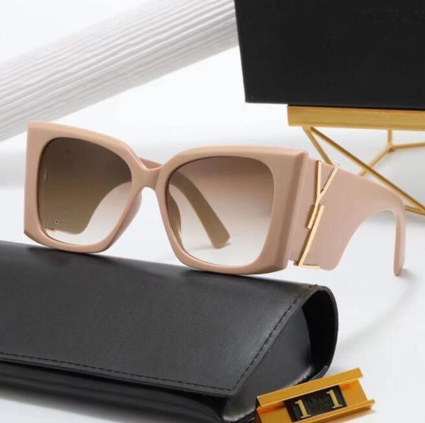 frame Designer Sunglasses for Women Glasses UV Protection Fashion Sunglass Letter Casual Eyeglasses
frame Designer Sunglasses for Women Glasses UV Protection Fashion Sunglass Letter Casual Eyeglasses