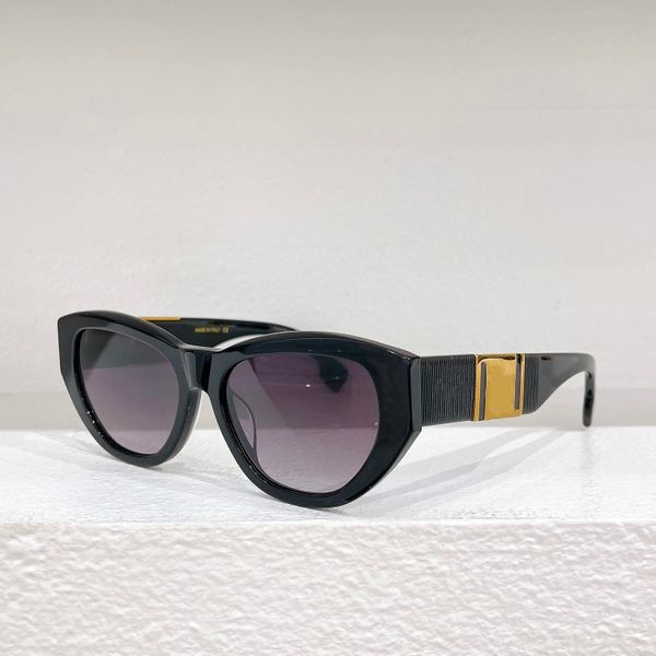 sunglasses for men and women designers 8026 style anti-ultraviolet retro eyewear full frame random box, White;black
sunglasses for men and women designers 8026 style anti-ultraviolet retro eyewear full frame random box, White;black
