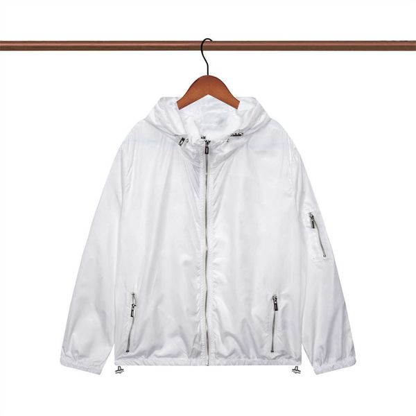 2023 fashion designer mens jacket spring autumn outwear windbreaker zipper clothes jackets coat outside can sport men's clothing, Black;brown
2023 fashion designer mens jacket spring autumn outwear windbreaker zipper clothes jackets coat outside can sport men's clothing, Black;brown