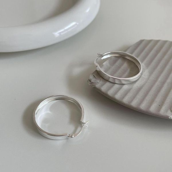 huggie silvology real 925 sterling silver glossy flat 30mm large hoop earrings for women elegant exaggerate earrings minimalist jewelry, Golden;silver
huggie silvology real 925 sterling silver glossy flat 30mm large hoop earrings for women elegant exaggerate earrings minimalist jewelry, Golden;silver