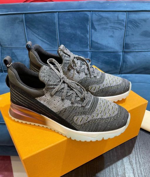 famous 23s/s brand vnr sneakers shoes fully knitted men trainers runner sports boy comfort breath skateboard walking eu38-46 original box, Black
famous 23s/s brand vnr sneakers shoes fully knitted men trainers runner sports boy comfort breath skateboard walking eu38-46 original box, Black