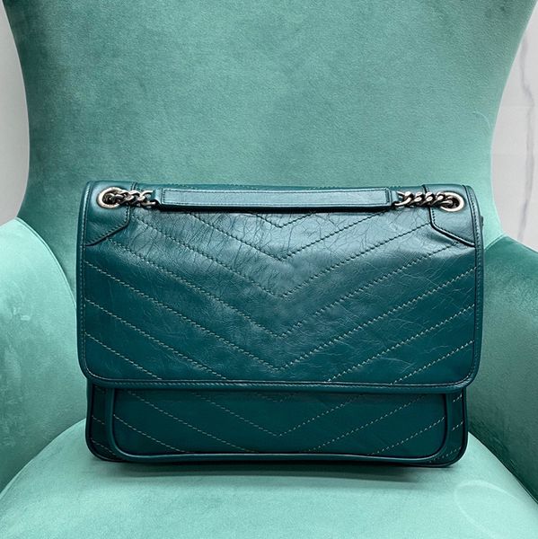 luxury crossbody bag designer shoulder bag handbags genuine leather chain bag 32cm level replication flap bag with box wy003
luxury crossbody bag designer shoulder bag handbags genuine leather chain bag 32cm level replication flap bag with box wy003