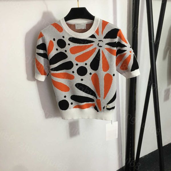 23ss womens designer clothing womens knits matching color flower logo print short-sleeved sweater womens clothes, White
23ss womens designer clothing womens knits matching color flower logo print short-sleeved sweater womens clothes, White