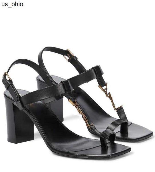 sandals summer luxury designer women sandal high heels shoes cassandra medallion toering sandals black leather cool evening wedding shoes wi
sandals summer luxury designer women sandal high heels shoes cassandra medallion toering sandals black leather cool evening wedding shoes wi