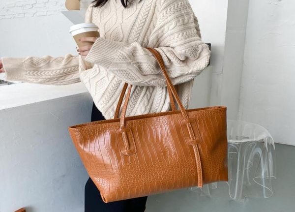 hbp women lady messenger bags big pattern satchel genuine leather shoulder bag chain handbags men purse black brown 3 in 1 195504400918
hbp women lady messenger bags big pattern satchel genuine leather shoulder bag chain handbags men purse black brown 3 in 1 195504400918