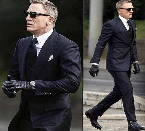 2019 black wedding tuxedos two button groom wear peaked lapel custom made three pieces man suits jacketpantsvesttie9482836, Black;gray
2019 black wedding tuxedos two button groom wear peaked lapel custom made three pieces man suits jacketpantsvesttie9482836, Black;gray