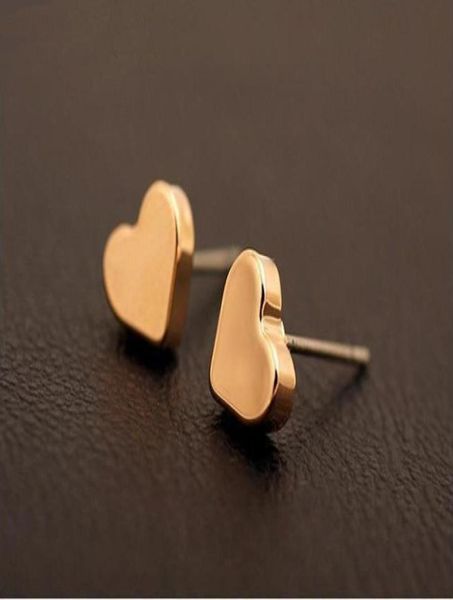 30pair s033 tiny heart studs earrings simple love heart stud earrings cute small geometric stud earrings for women jewelry2230922, Golden;silver
30pair s033 tiny heart studs earrings simple love heart stud earrings cute small geometric stud earrings for women jewelry2230922, Golden;silver