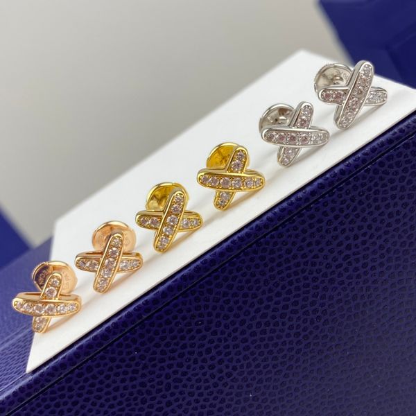 zircon x stud earrings women's fashion brand light luxury simple casual jewelry, Golden;silver
zircon x stud earrings women's fashion brand light luxury simple casual jewelry, Golden;silver