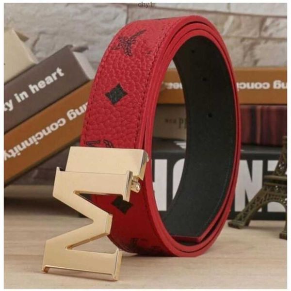 2022 m luxury designer belt g buckle fashion genuine leather women belts for men letter double big gold classical 17dtl3, Black;brown
2022 m luxury designer belt g buckle fashion genuine leather women belts for men letter double big gold classical 17dtl3, Black;brown
