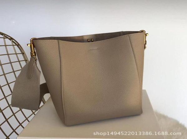 evening bags 2022 vintage brand women039s leather handbag genuine real wide strap female shoulder bag band sangle bucket6575038
evening bags 2022 vintage brand women039s leather handbag genuine real wide strap female shoulder bag band sangle bucket6575038