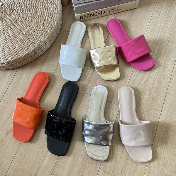 2023 luxury famous sandals designer women revival slippers summer embossed flower patent leather fashion new non-slip flat open toes flat la, Black
2023 luxury famous sandals designer women revival slippers summer embossed flower patent leather fashion new non-slip flat open toes flat la, Black