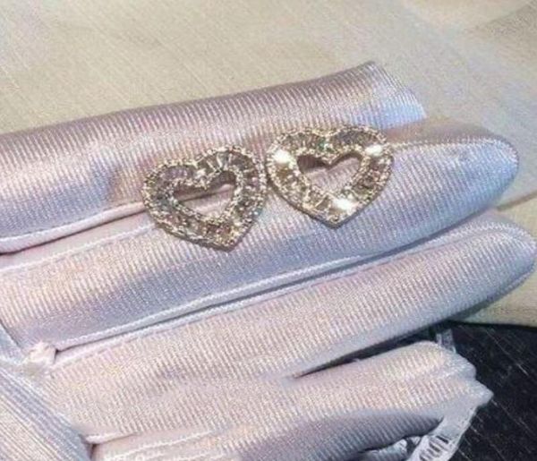 stunning sweet cute luxury jewelry real 925 sterling silver full princess cut white z cz diamond party women heart stud earrin7315503, Golden;silver
stunning sweet cute luxury jewelry real 925 sterling silver full princess cut white z cz diamond party women heart stud earrin7315503, Golden;silver