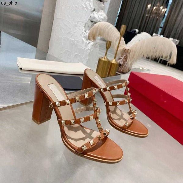 sandals brand ladies high heels sandals designer studded slippers leather studded heels bare ankle laces laceup wedding prom 95cm j230522, Black
sandals brand ladies high heels sandals designer studded slippers leather studded heels bare ankle laces laceup wedding prom 95cm j230522, Black