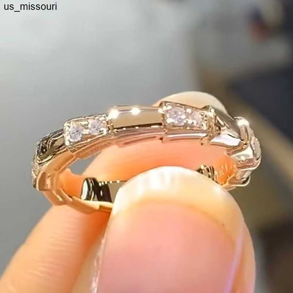 band rings real 18k rose gold jewelry natural 15 diamond ring women classic jewelry wedding ring anillos plata 925 para mujer rings j230522, Silver
band rings real 18k rose gold jewelry natural 15 diamond ring women classic jewelry wedding ring anillos plata 925 para mujer rings j230522, Silver