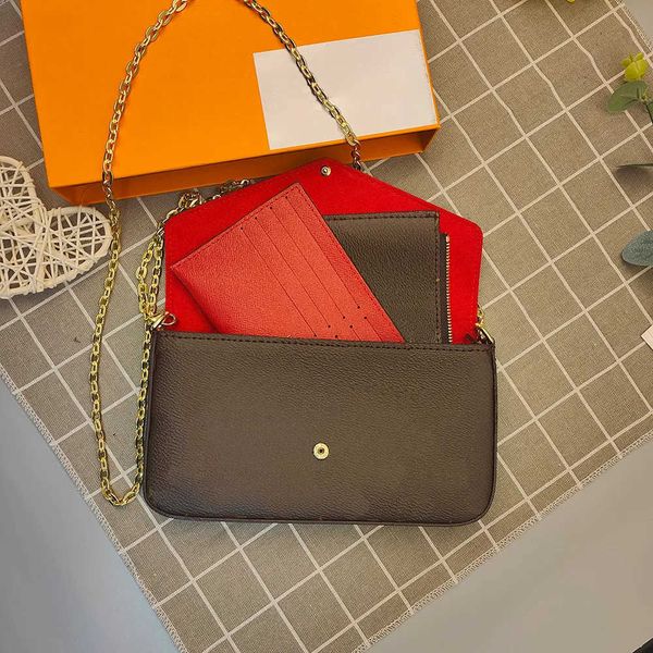 pochette felicie womens purse designer bag leather fuchsia lining detachable shoulder bags luxurys handbags woman crossbody chain fashion co
pochette felicie womens purse designer bag leather fuchsia lining detachable shoulder bags luxurys handbags woman crossbody chain fashion co
