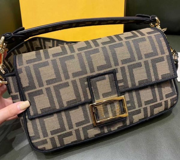 evening bags 2023 luxury designer handbags presbyopia baguette vintage shoulder bags women's handbags wallets clutches
evening bags 2023 luxury designer handbags presbyopia baguette vintage shoulder bags women's handbags wallets clutches
