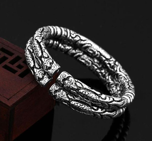 bangle sell new wholesale >> handcrafted old nine door with a silver plated copper buddha vintage silver bracelet bangle, Black
bangle sell new wholesale >> handcrafted old nine door with a silver plated copper buddha vintage silver bracelet bangle, Black