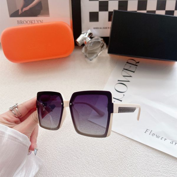 large frame h sunglasses, orange sunglasses design, luxurious women's sunglasses with original box, White;black
large frame h sunglasses, orange sunglasses design, luxurious women's sunglasses with original box, White;black