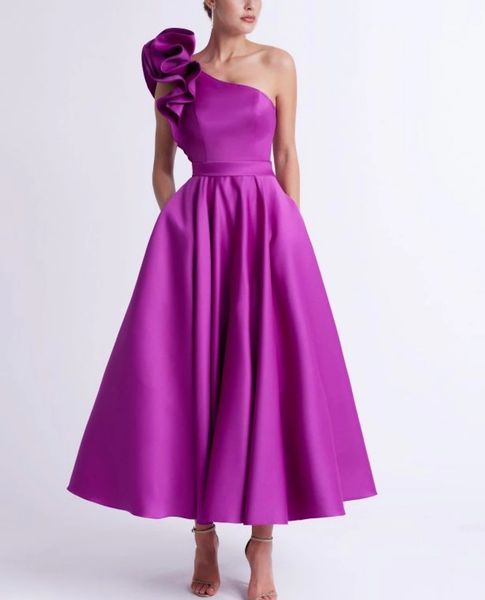 fuchsia short prom dress for birthday party 2023 sleeveless one shoulder pocket satin with ruffles cocktail formal gowns robe de soiree cust, Black
fuchsia short prom dress for birthday party 2023 sleeveless one shoulder pocket satin with ruffles cocktail formal gowns robe de soiree cust, Black