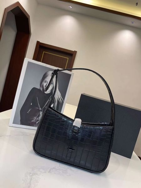 wholesale women 25cm armpit designer quality ysle luxury bags genuine leather handbags for ladies fashion hobo baguette shoulder bags
wholesale women 25cm armpit designer quality ysle luxury bags genuine leather handbags for ladies fashion hobo baguette shoulder bags