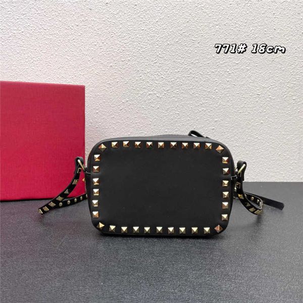 valantion bag handbags crossbody bags leather women luxurys beach designer rivet bag underarm trendy handbag 2iv4
valantion bag handbags crossbody bags leather women luxurys beach designer rivet bag underarm trendy handbag 2iv4