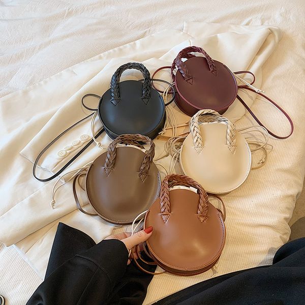 2023 ins retro kids round twist woven handbags parent-child children solid color casual one shoulder bags girls boys messenger bag f1692, Black
2023 ins retro kids round twist woven handbags parent-child children solid color casual one shoulder bags girls boys messenger bag f1692, Black