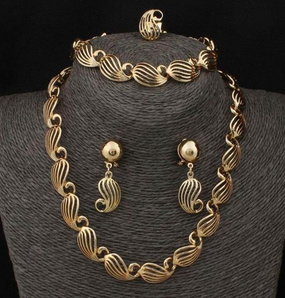 fashion hollowout heart design pendant 18k gold plated austrian crystal necklace bracelet ring earrings jewelry set for women7988337, Black
fashion hollowout heart design pendant 18k gold plated austrian crystal necklace bracelet ring earrings jewelry set for women7988337, Black