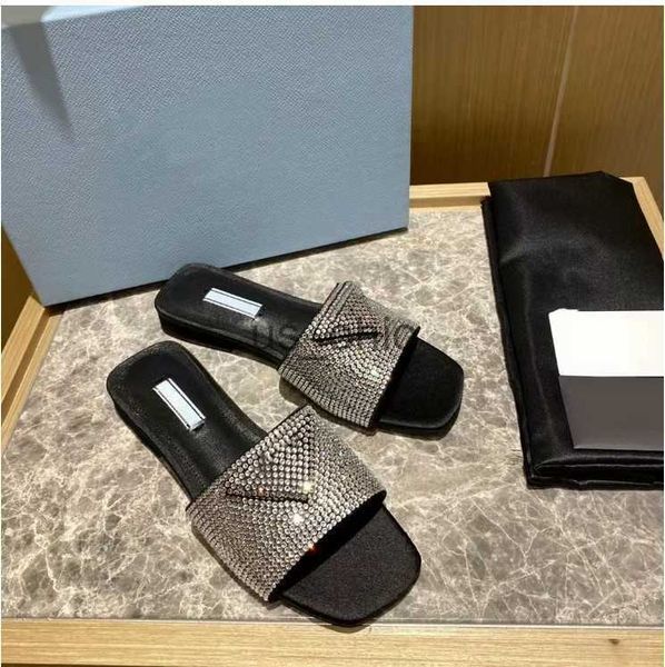 slippers women summer slippers sandals bench shoes stylish flat rhinestone super flash square toe leisure simplicity comfortable non slip ve, Black
slippers women summer slippers sandals bench shoes stylish flat rhinestone super flash square toe leisure simplicity comfortable non slip ve, Black