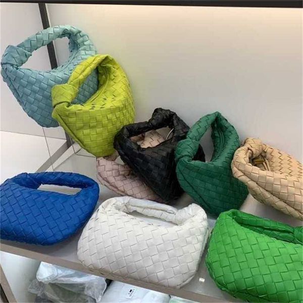 2022 handbags venetas designer bottegas spring and summer portable cloud ox horn fashion trend versatile woven womens foreign style hand 18l
2022 handbags venetas designer bottegas spring and summer portable cloud ox horn fashion trend versatile woven womens foreign style hand 18l