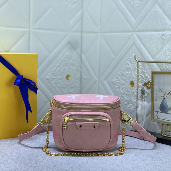 fashion designer bag womens solid color leather shoulder bag temperament mini tote vintage print bag multi function purse card bag #82208
fashion designer bag womens solid color leather shoulder bag temperament mini tote vintage print bag multi function purse card bag #82208
