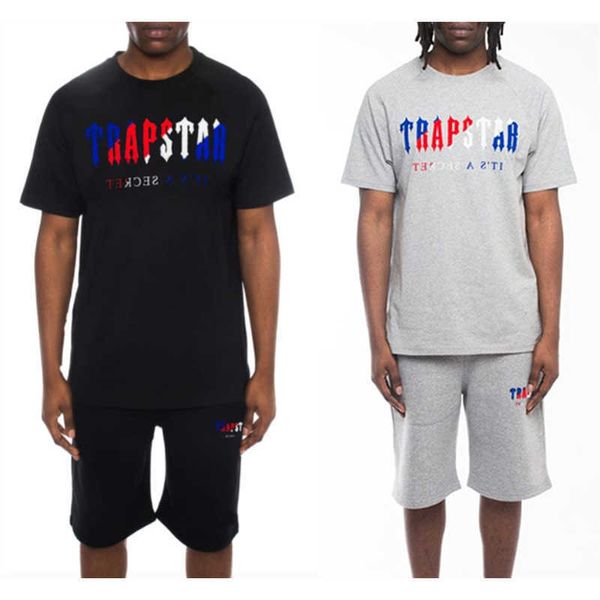 trapstar new spring and summer blue red towel embroidered high-quality cotton t-shirt shorts suit, Gray
trapstar new spring and summer blue red towel embroidered high-quality cotton t-shirt shorts suit, Gray