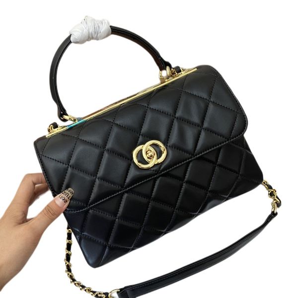 the cf handle tote bag luxurys designer bag wallet gold chain matel vintage exquisite retro lambskin crossbody high-quality daily shopping b
the cf handle tote bag luxurys designer bag wallet gold chain matel vintage exquisite retro lambskin crossbody high-quality daily shopping b