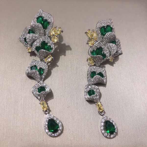 knot bilincolor fashion green cz long big heavy luxury drop earring for women, Silver
knot bilincolor fashion green cz long big heavy luxury drop earring for women, Silver