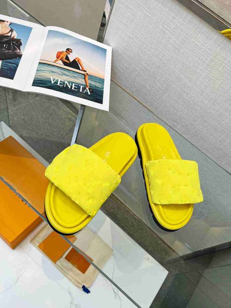 2023 pool pillow mules women designers slippers sunset flat comfort mules padded front strap sandals fashionable easy-to-wear style slides m, Black 
2023 pool pillow mules women designers slippers sunset flat comfort mules padded front strap sandals fashionable easy-to-wear style slides m, Black