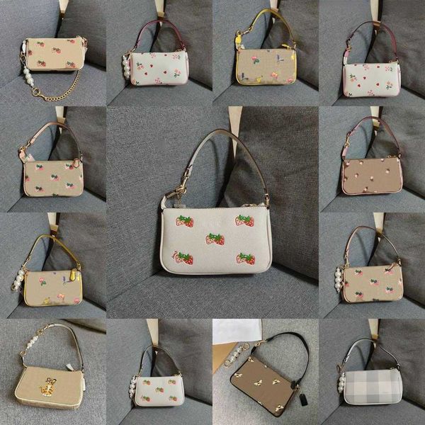 26 styles designer bag c letter shoulder bags women underarm tote bags classic flower luxurys handbag strawberry crossbody bags purse 230318
26 styles designer bag c letter shoulder bags women underarm tote bags classic flower luxurys handbag strawberry crossbody bags purse 230318
