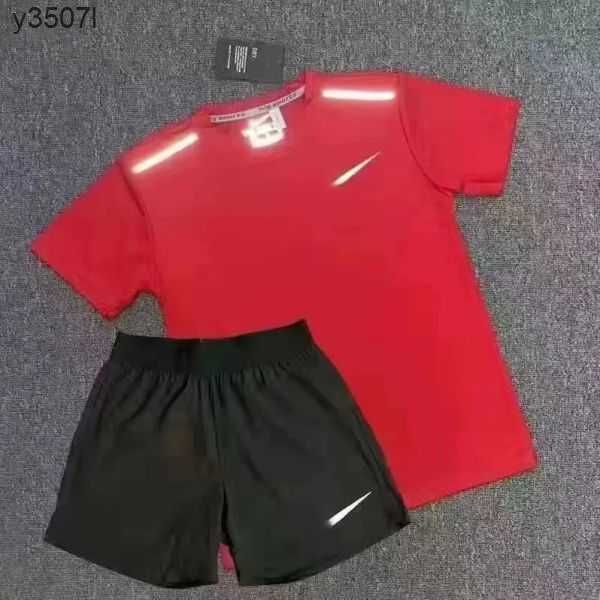 tracksuit summer quick drying set t shirt trapstar sports student training track and field men running basketball sportswear asian size iivo, Gray
tracksuit summer quick drying set t shirt trapstar sports student training track and field men running basketball sportswear asian size iivo, Gray