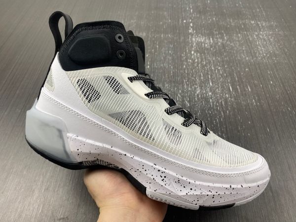 basketball shoes jumpman 37 men 37s oreo white black sepatu dv0747-108 designer sneakers
basketball shoes jumpman 37 men 37s oreo white black sepatu dv0747-108 designer sneakers