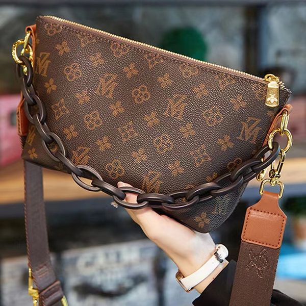 new fashion style 2pics design luxury shoulder bag luxury designer tote bag letter bag women's leather bag louisity zipper viotonity ba
new fashion style 2pics design luxury shoulder bag luxury designer tote bag letter bag women's leather bag louisity zipper viotonity ba