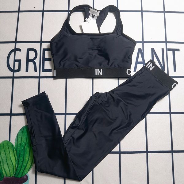 sleeveless yoga outfits designer tracksuits backless breathable vests pants padded up womens rompers fitness wear, Black
sleeveless yoga outfits designer tracksuits backless breathable vests pants padded up womens rompers fitness wear, Black