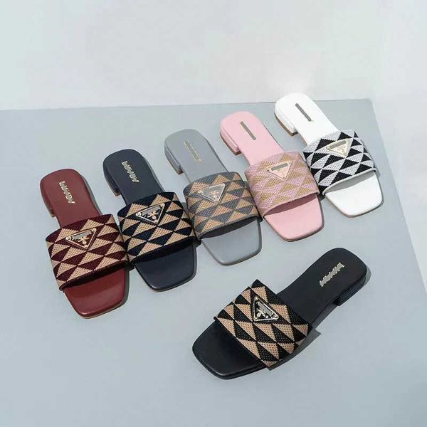 new embroidered fabric summer slides slippers black beige multicolor embroidery mules womens home flip flops casual sandals summer leather f
new embroidered fabric summer slides slippers black beige multicolor embroidery mules womens home flip flops casual sandals summer leather f