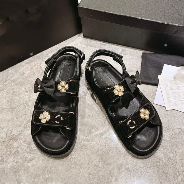 designer cc sandals luxury beach shoes style slippers women outdoor shoes fashion pool slides summer skjh
designer cc sandals luxury beach shoes style slippers women outdoor shoes fashion pool slides summer skjh