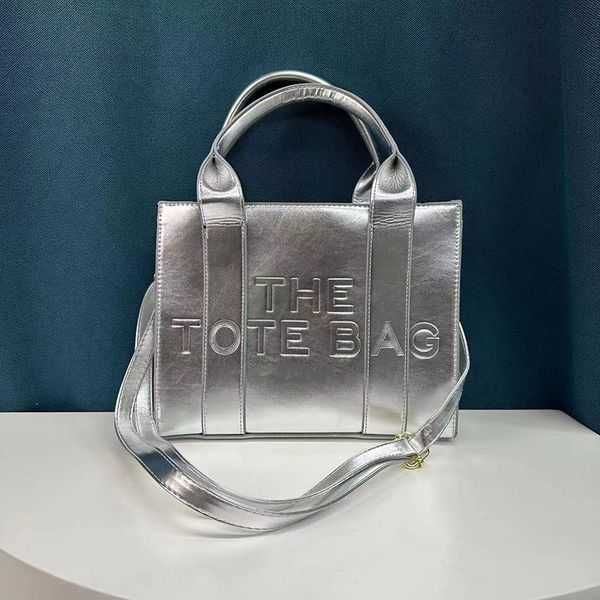 the tote marc designer new bag mini medium large size leather embossing shoulder bag handbags high capacity composite bags 13osjocobs
the tote marc designer new bag mini medium large size leather embossing shoulder bag handbags high capacity composite bags 13osjocobs
