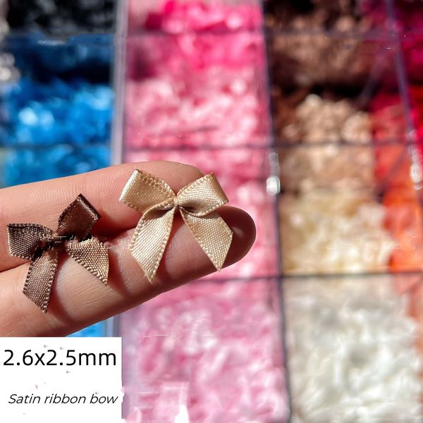 26x25mm mini satin ribbon bows christmas bow diy hair bow gift wedding decoration, Slivery;white
26x25mm mini satin ribbon bows christmas bow diy hair bow gift wedding decoration, Slivery;white